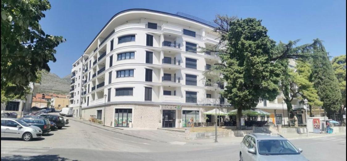 Amfora Suite Требинье Экстерьер фото
